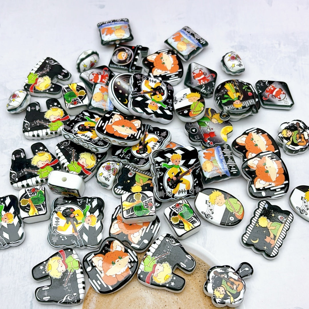 A1034 新商品発売 カートゥーンアクリルパーツ ✦ キュートなハンドメイド素材 ✦ アクセサリーチャームに最適