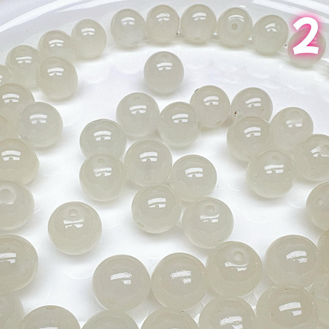 A571 氷透ガラスビーズ – 柔らかな光沢と奥ゆかしい透明感 12mm つめつめ放題