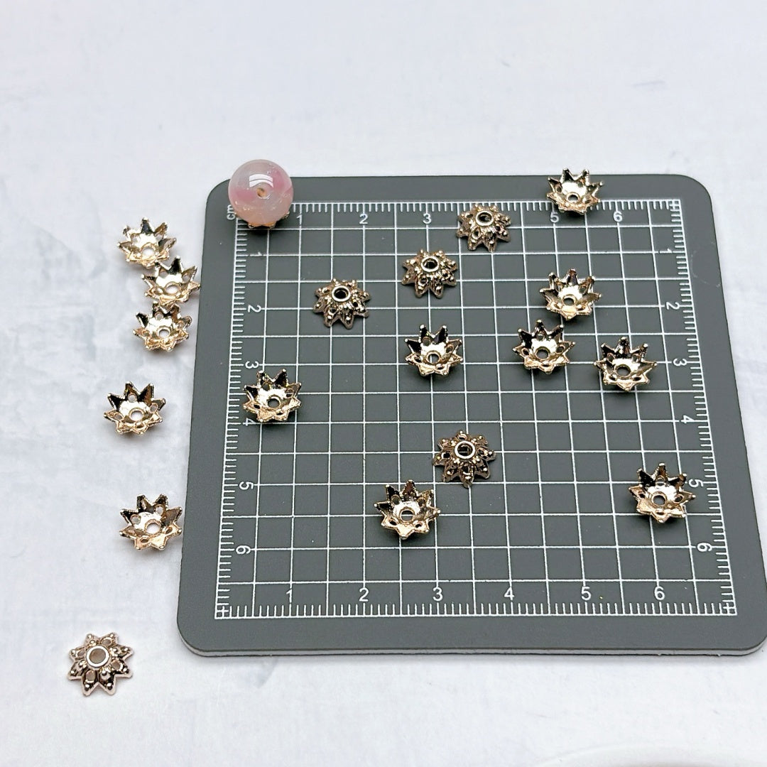 A705 合金花座パーツ – ビーズの魅力を引き立てる名脇役