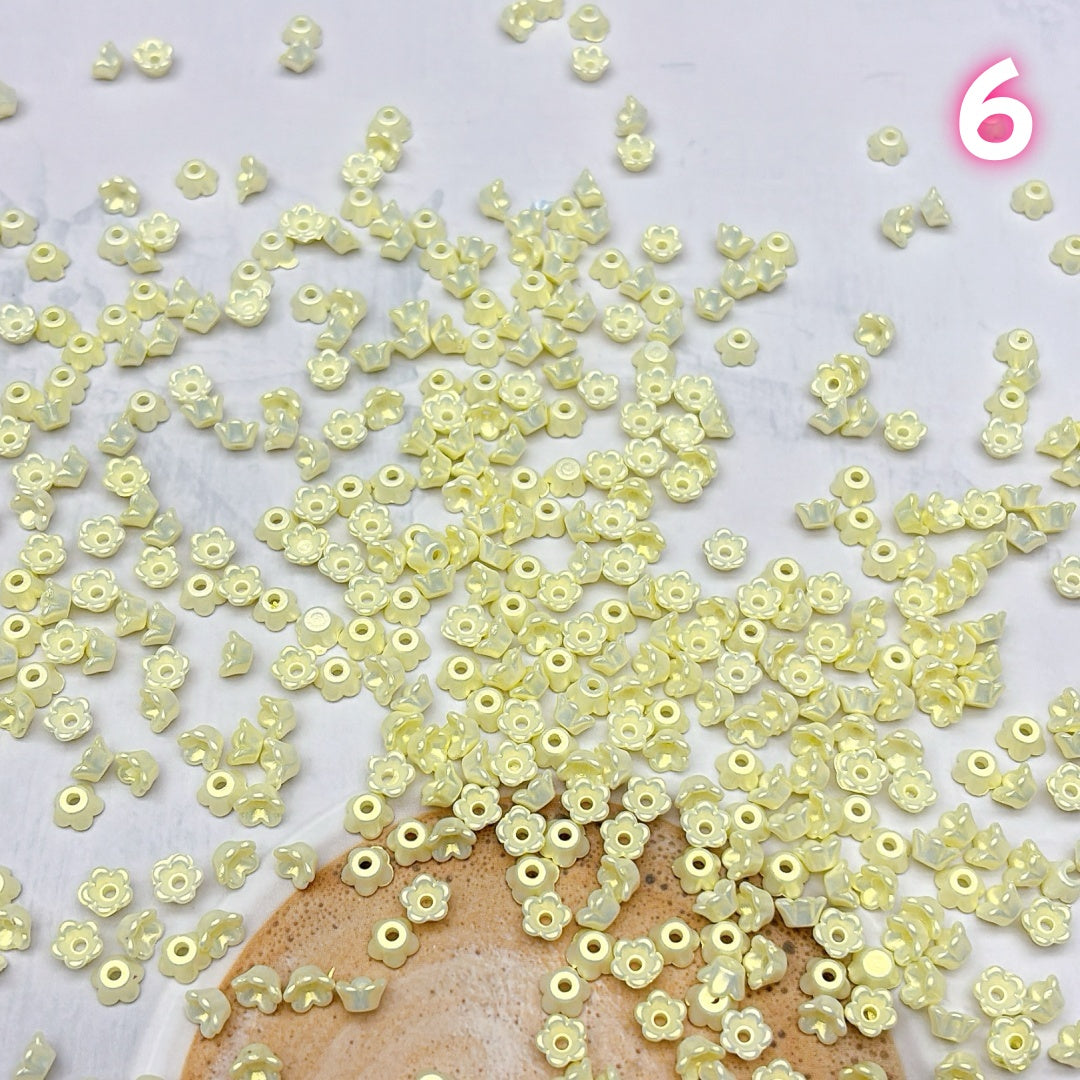 A791 DIYアクリルすずらんフラワーパーツ – 作品を彩るさわやかで可愛い小花