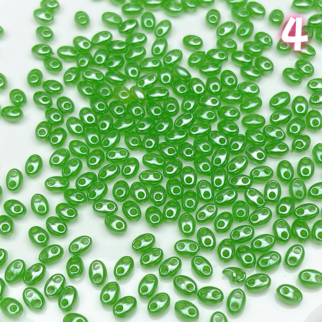 A825 両穴タイプ・アクリルDIYパーツ – 通しやすい構造で多様なハンドメイドにぴったり