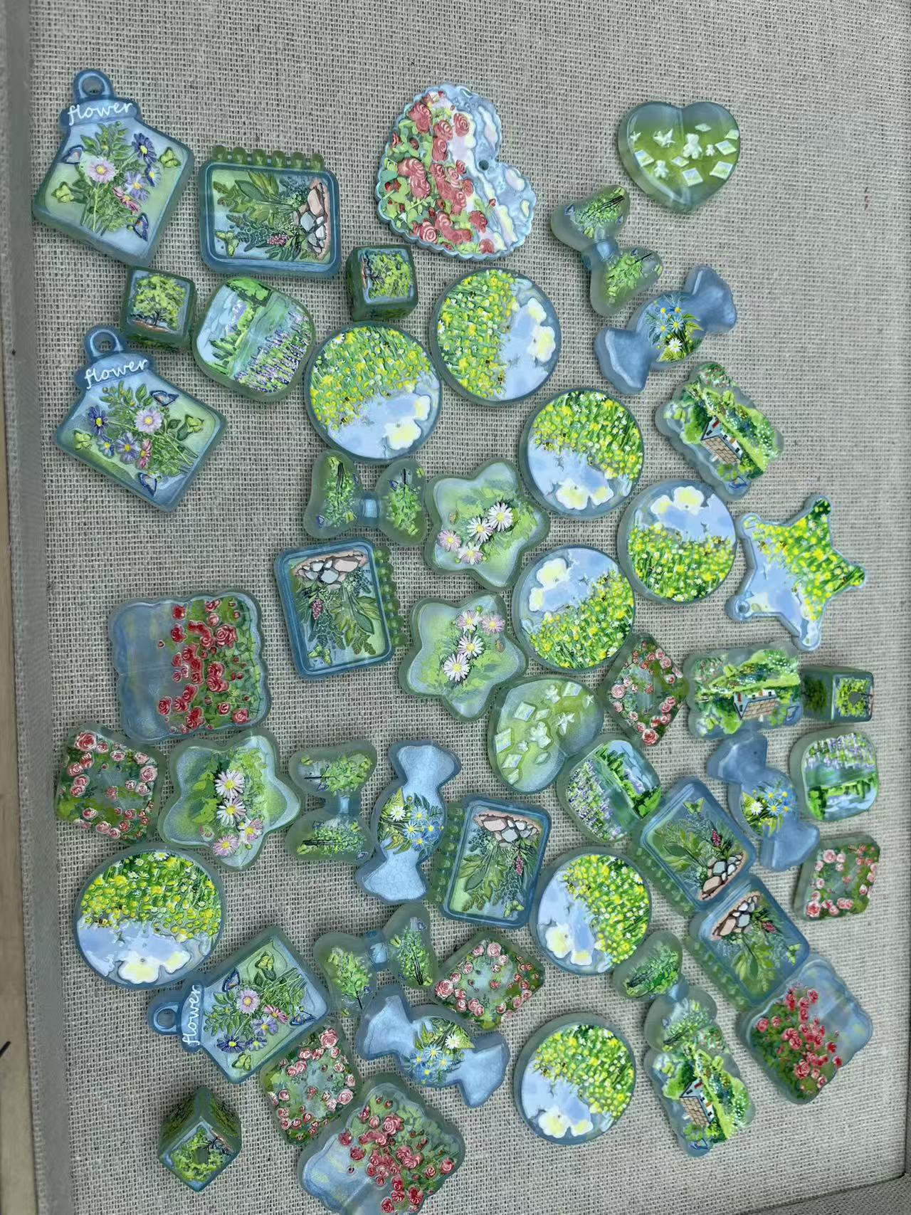 DZ29:最強人気キャラクターDIYコレクション 新作