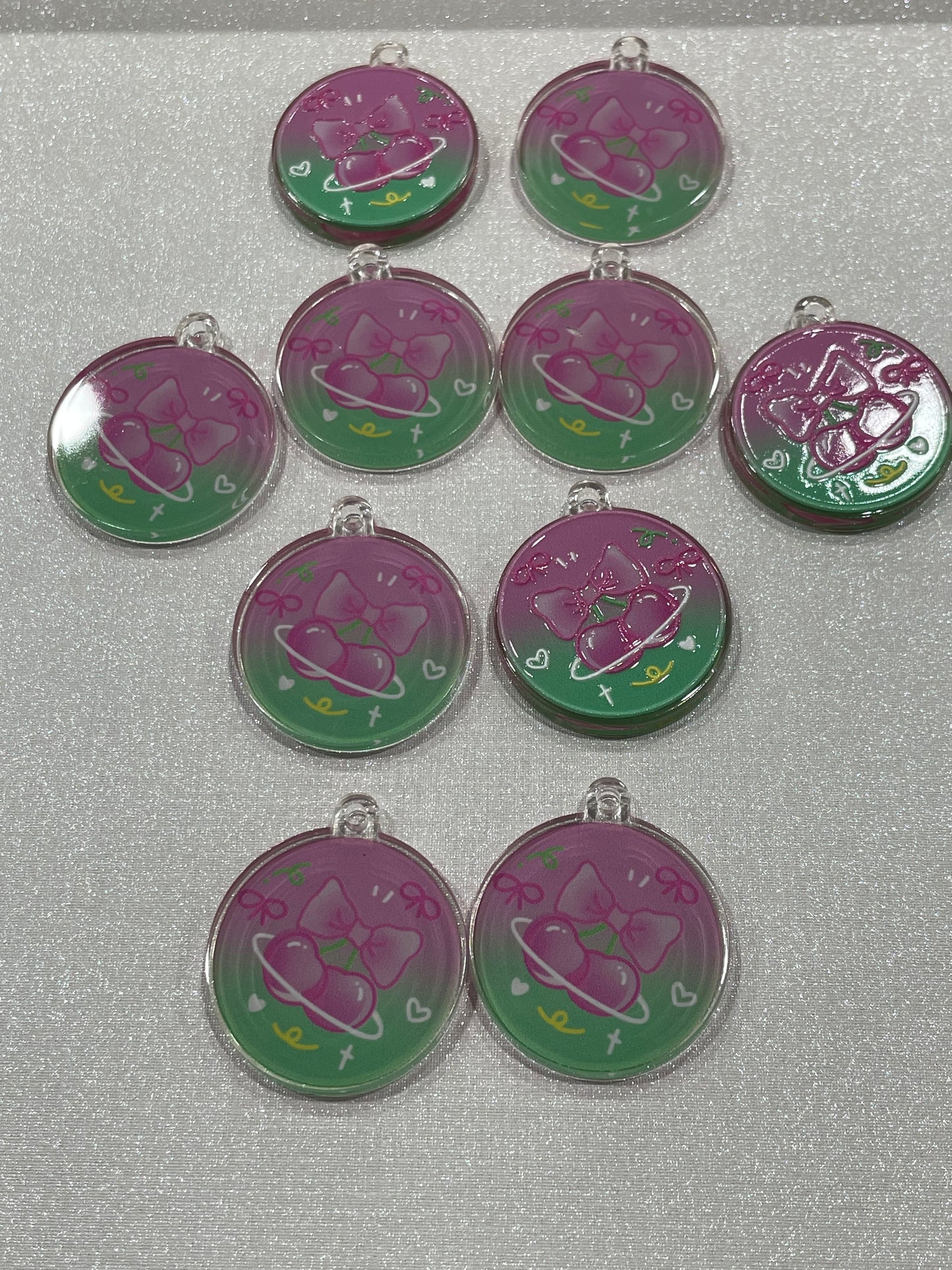A589:：フルーツクリームケーキアクリル片 DIY手作りパーツ