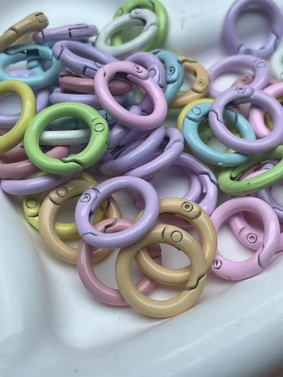A525:スプリングリング 開口丸カン キーリング バッグ金具 DIY手芸パーツ まとめ売り（弹簧扣组合）