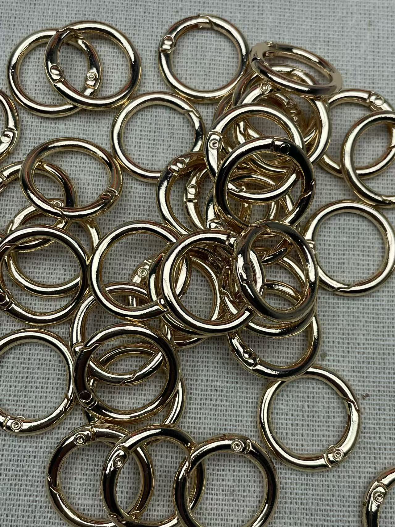 A525:スプリングリング 開口丸カン キーリング バッグ金具 DIY手芸パーツ まとめ売り（弹簧扣组合）