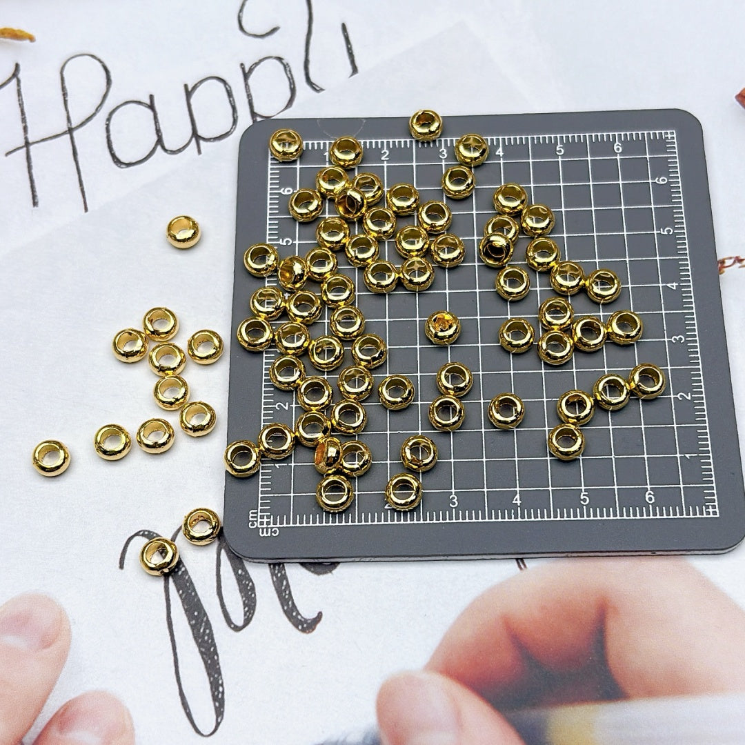 A630  アクリルパーツ - 軽やかでカラフルなDIY素材