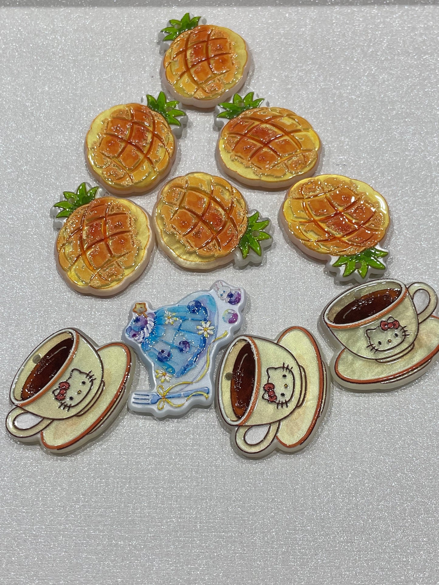 A589:：フルーツクリームケーキアクリル片 DIY手作りパーツ