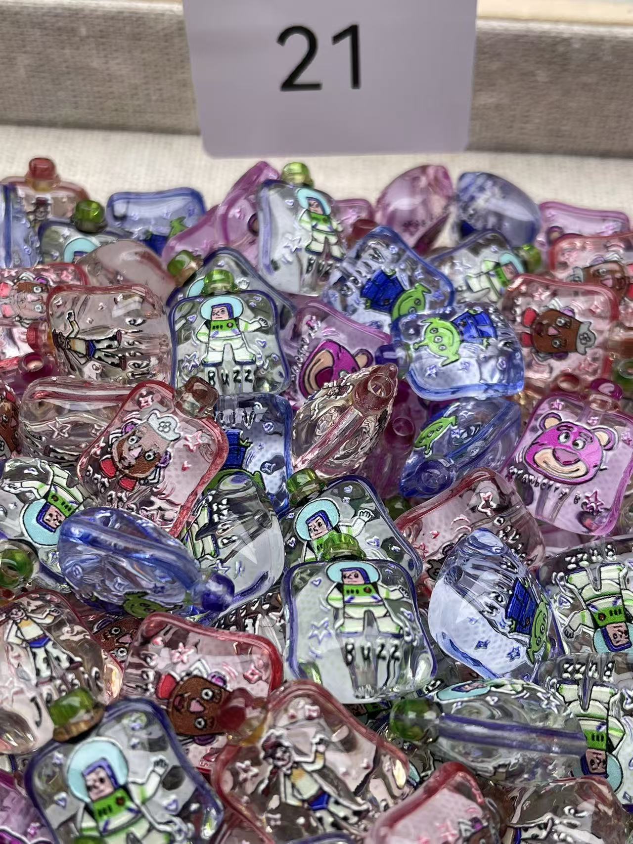 A174:高透品質 小型モールド ハンドメイドパーツ 自由選択おまけのチップ10個付き