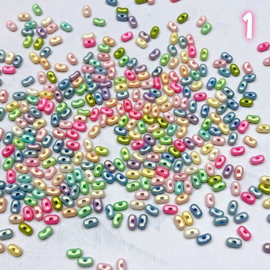 A678  ピーナッツ型アクリルビーズ – 夢かわいいアクセントにぴったり つめつめ放題