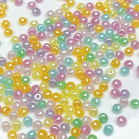 A824 パール調アクリルピーナッツビーズパーツ – 上品な艶めきで作品にやさしいアクセントを