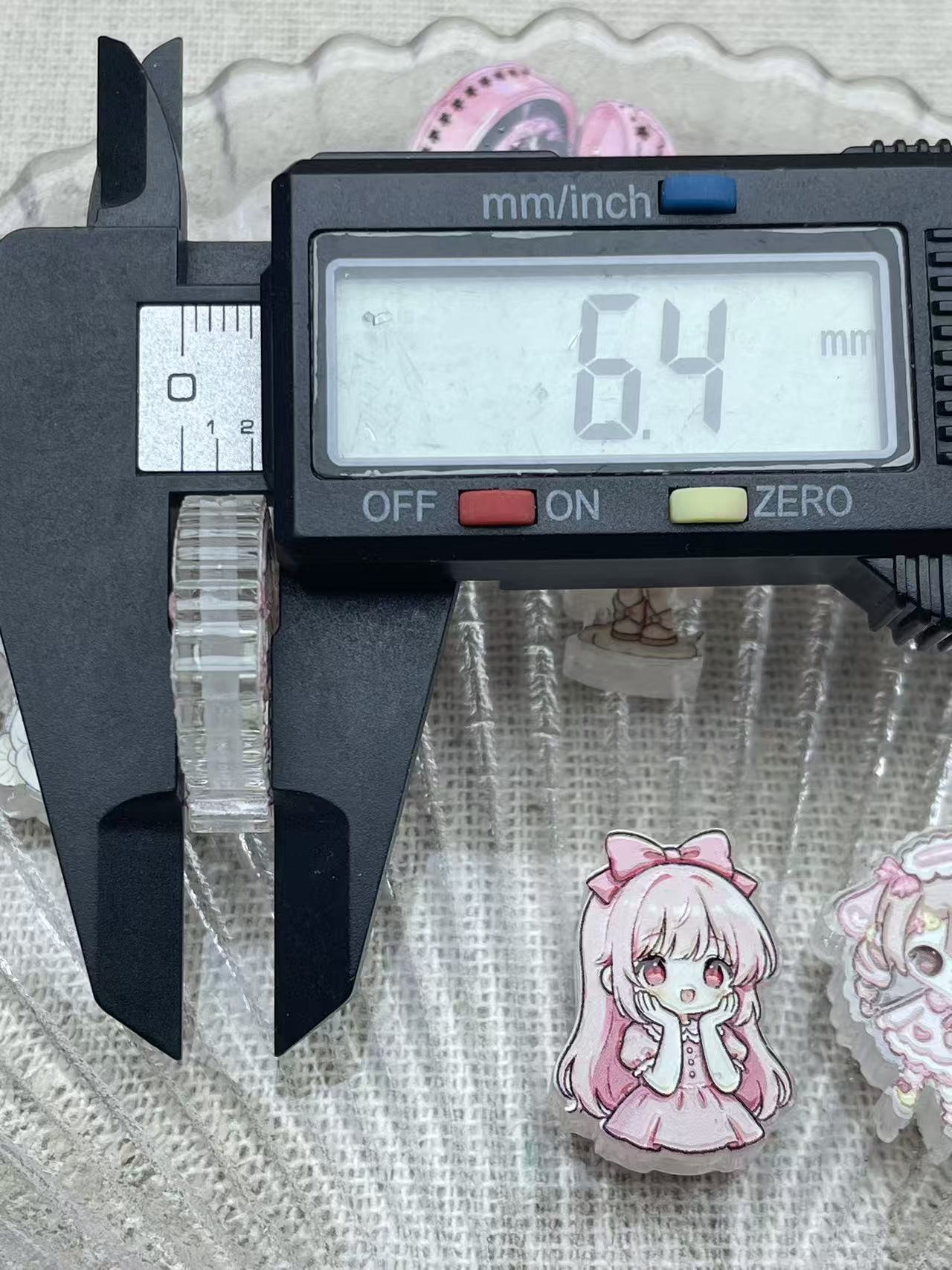 A425:アクリルレリーフ貫通穴付き　DIYカード全集工場で品切れ続出の大人気アイテム！在庫限定・残り少ないです。