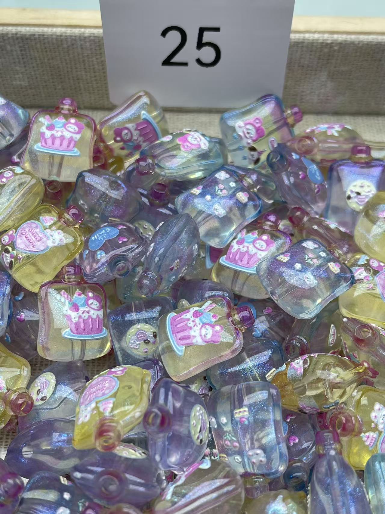 A174:高透品質 小型モールド ハンドメイドパーツ 自由選択おまけのチップ10個付き