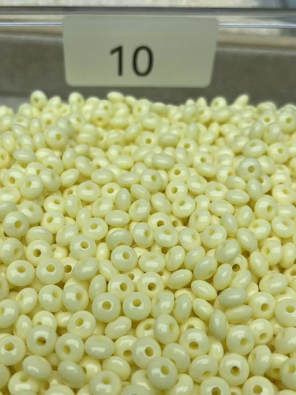 A509:アクリル製DIYアクセサリーパーツ、12色のそろばん玉からお選びいただけます