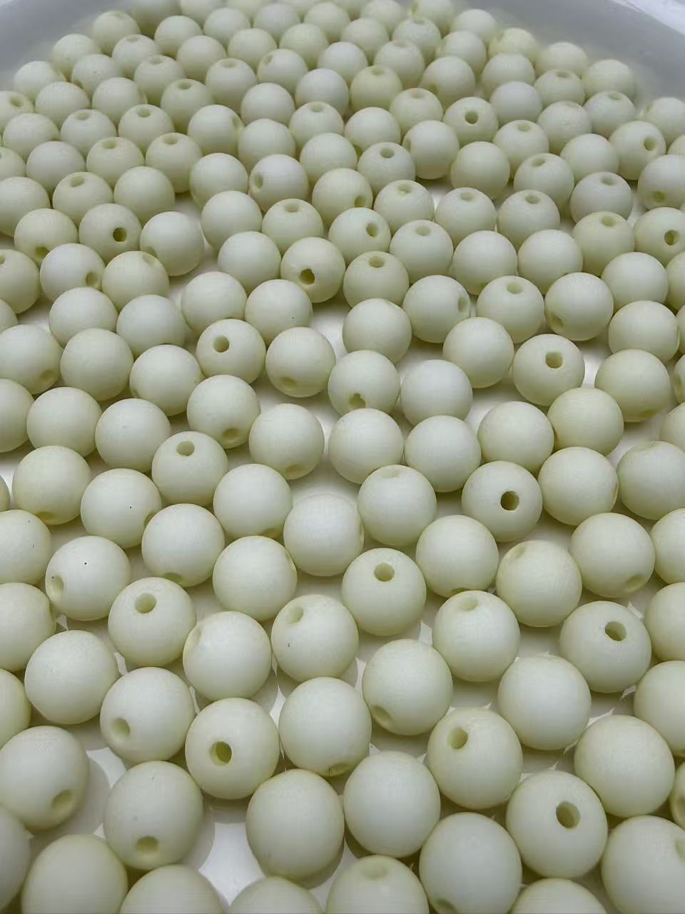 A120  DIYハンドメイド専用 アクリルラバービーズ 夜光 4mm