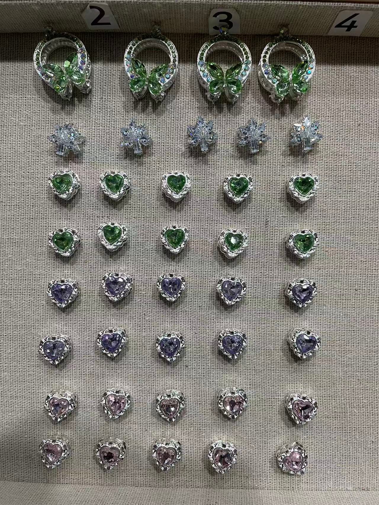 B02.  ご予約商品・先行展示リンク